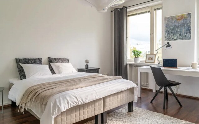 Two Rooms up to 5 Guests