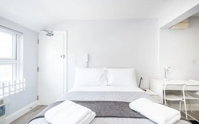 Superior Studio Apartments