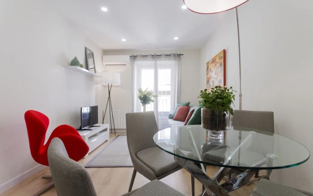 Dobo Rooms Relatores