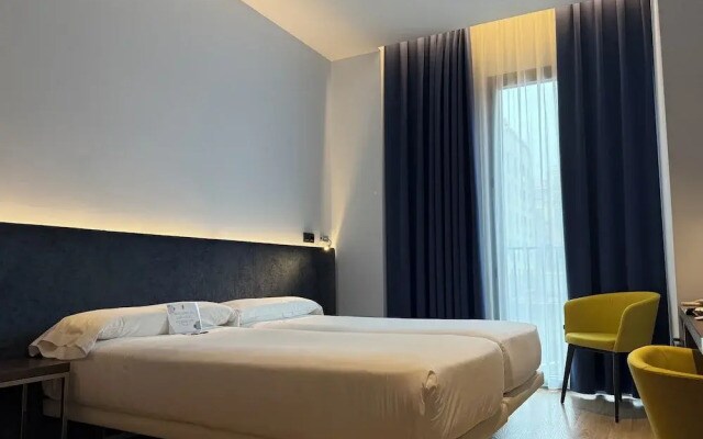 Hotel Chi