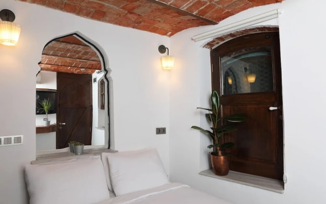 Noble House Galata
