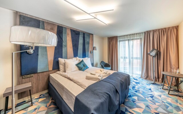 Отель Wellton Riverside Spa 