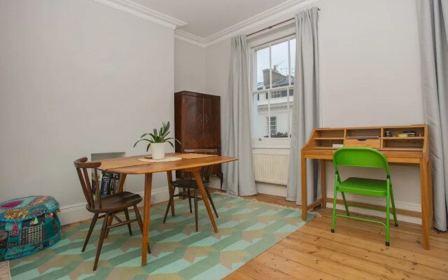 1 Bedroom Flat Close To Victoria Station