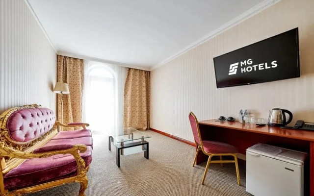 Kartmazovo House Hotel