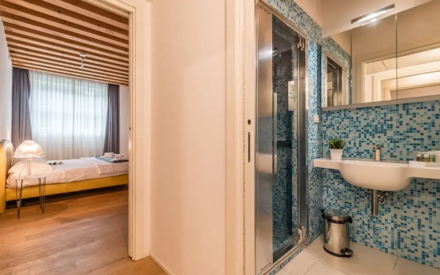 Mazzoni 10 Modern Flat