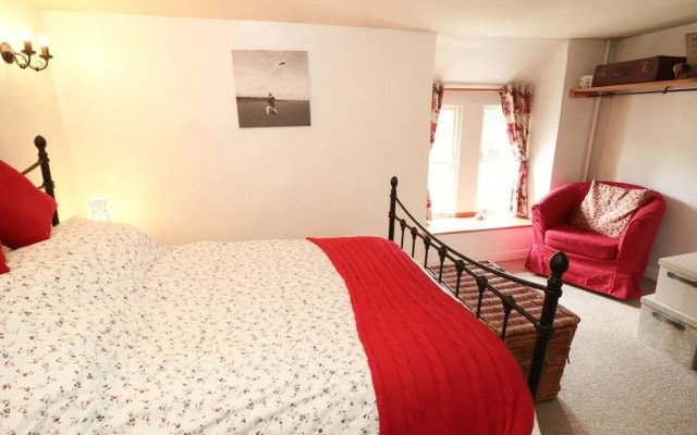 Holly Cottage