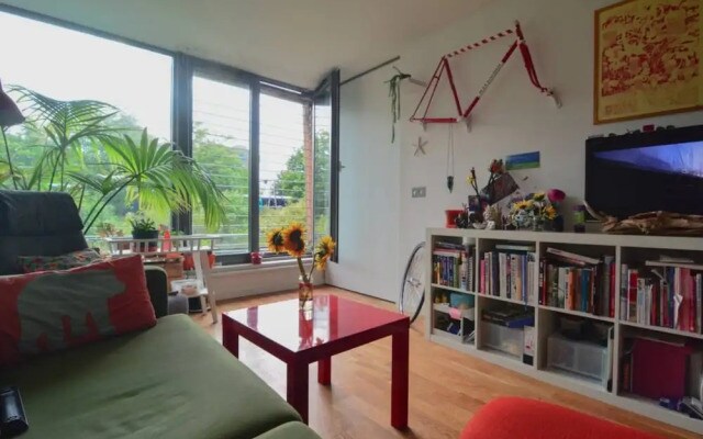 1 Bedroom Modern Deptford Apartment