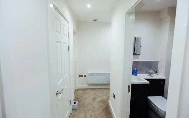 Cloud 89 Service Apartments