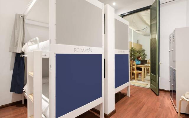 The Central House Barcelona Gracia - Hostel