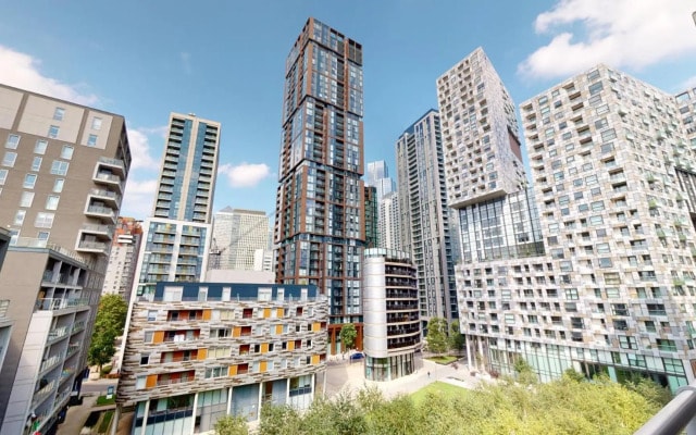 Two Bedroom Serviced Apartment in Indescon Square, Canary Wharf