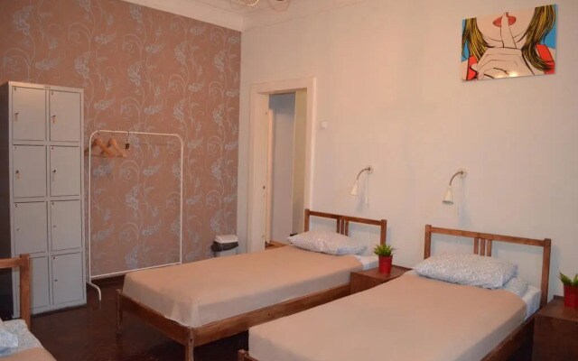 NN Central Hostel