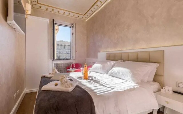 Piazza Venezia Luxury Suite