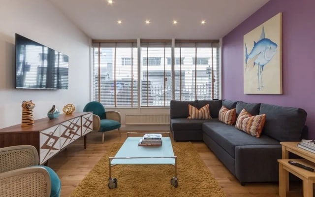 Home For All - Fitzrovia - by Frankie Says