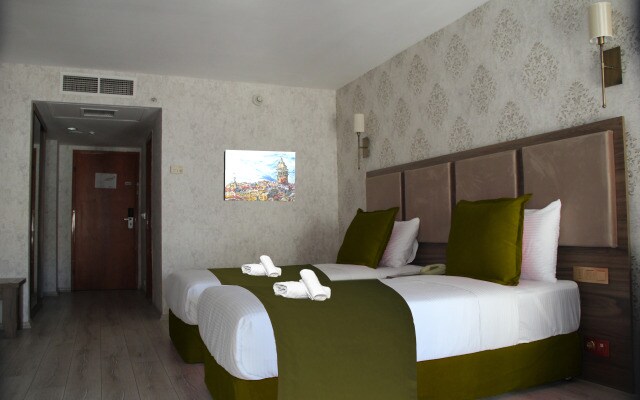 Euro Plaza Hotel
