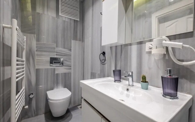 Pleasant Flat in the Heart of Balat