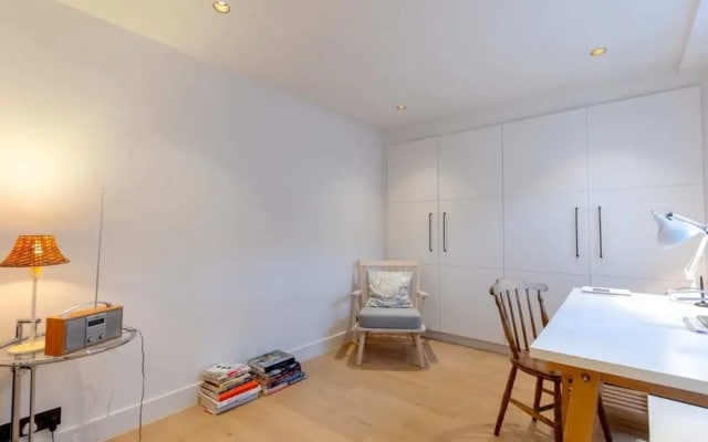 Chic 1BD Flat W/private Terrace Knightsbridge!