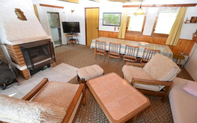 Mountain Chalet Hoja 1