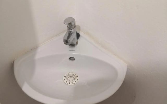 Economy flat 18 minutes from Vaclavske namesti