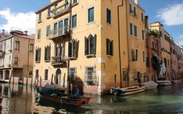 Grimaldi Apartments - Jolie