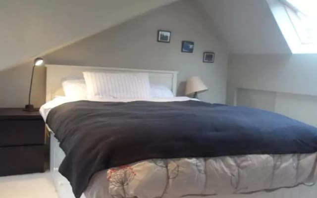Chiswick 3 Bedroom Home Near River