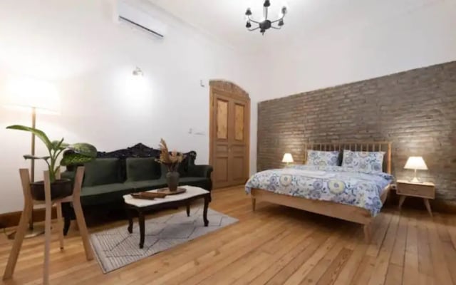 Bawwindow Suit Pera in Galata