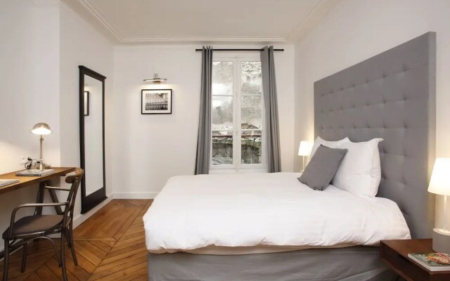LUX 4BDR Opera Lafayette 2 by Livinparis