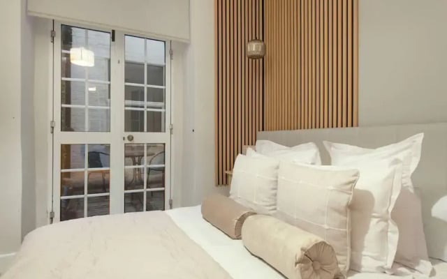 Redcliffe Square Flat
