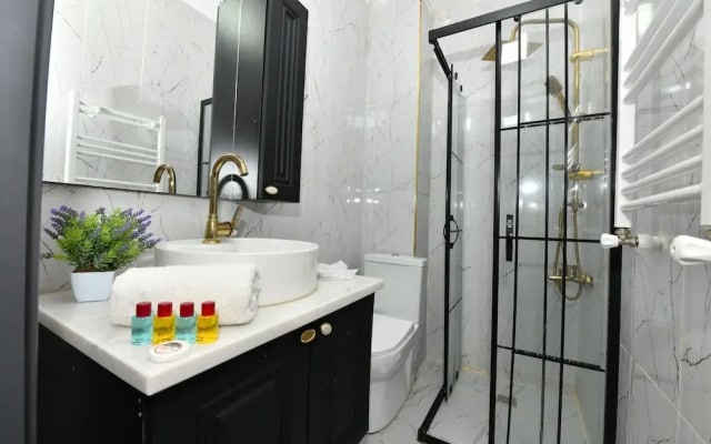 Istanbul Port Hotel