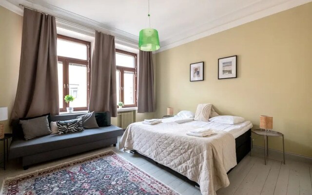 2ndhomes Modern & Spacious 3BR Apartment