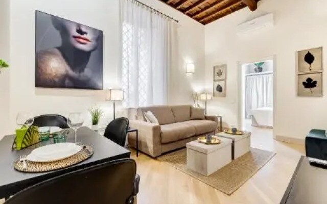 Trevi Luxury Stay