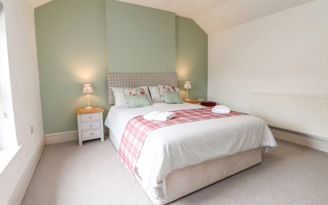 Bank Cottage