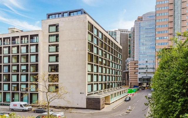 Roman House By Skyline