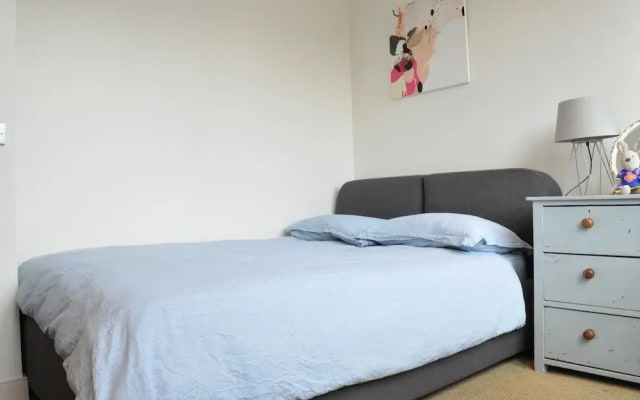 Fantastic Stylish 2 Bed Next to Borough Station