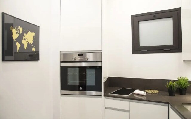 Living4Malaga Golden Suite