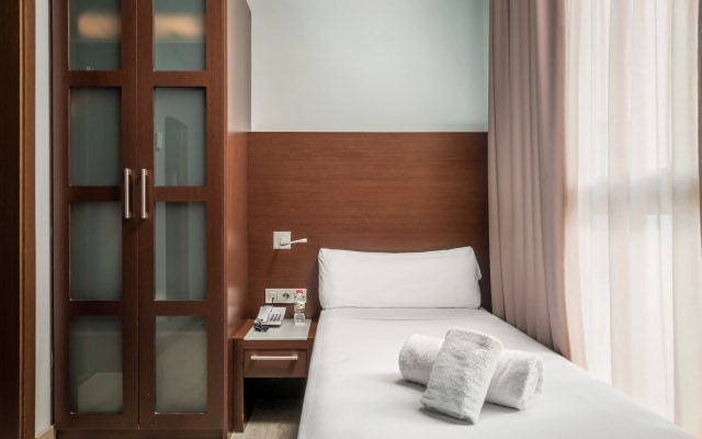 Hotel Madanis Liceo