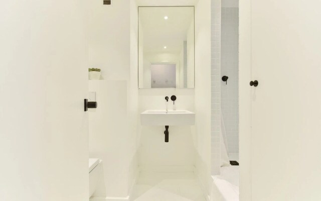 ALTIDO Bright & Cosy Modern Studio in Kensington