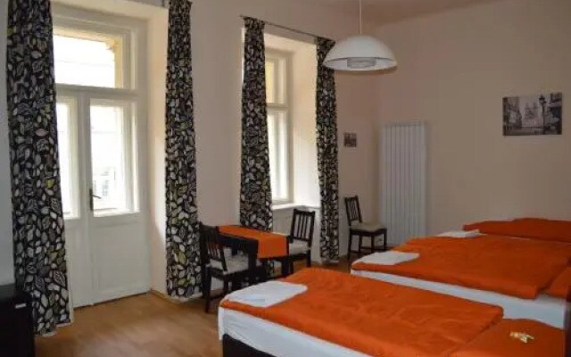 Valentina Apartments
