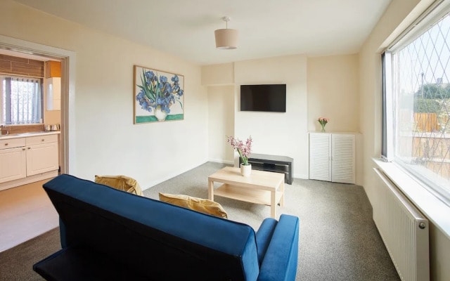 Host Stay Highwood Avenue