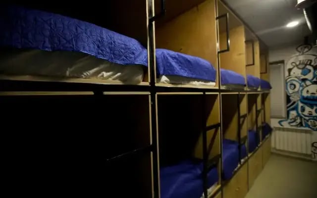 Hostel 69