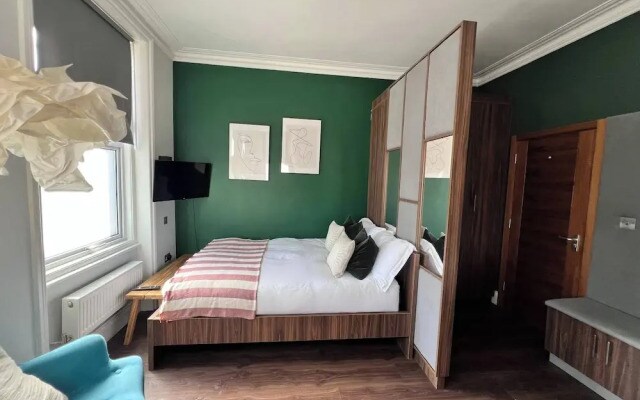 Cozy London Apartment With Great Location
