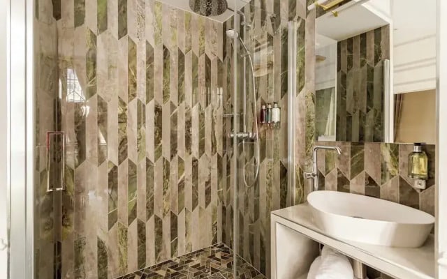 Merveil Luxury Suite - Martin VII