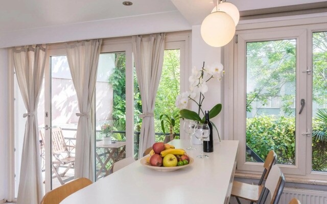 Istanbul Amedros Home