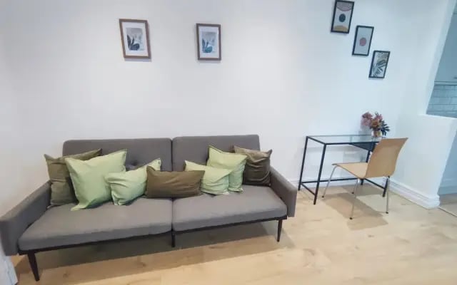 Charming 2-bed Apartment in London