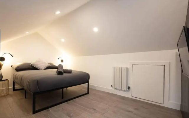 Cosy 1 Bed Duplex - Close to Metro - NW2
