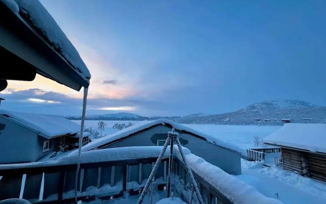 4 Bed Cabin -sleeps 7 - Northern Light Views
