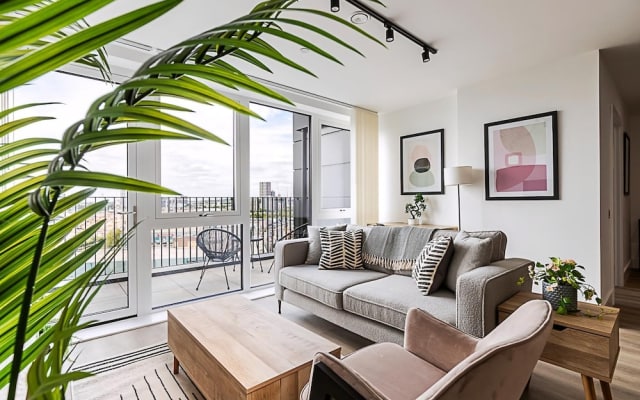 Contemporary Two Bedroom Apartment