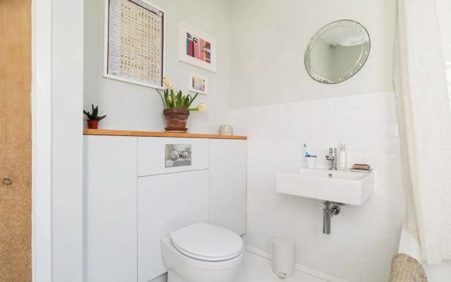 [MC] Stunning 2BR Dalston Period Flat