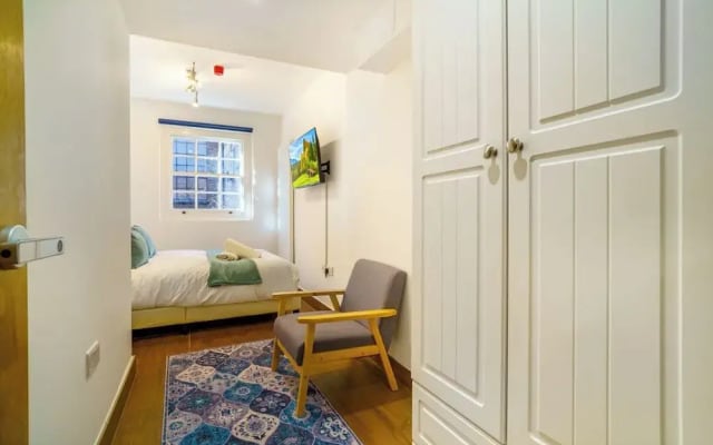 Angel x Kings Cross Rooms