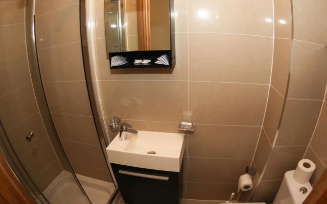 Brit Hotels Earls Court
