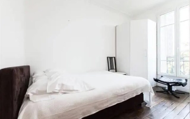 Banquier Halldis Apartment